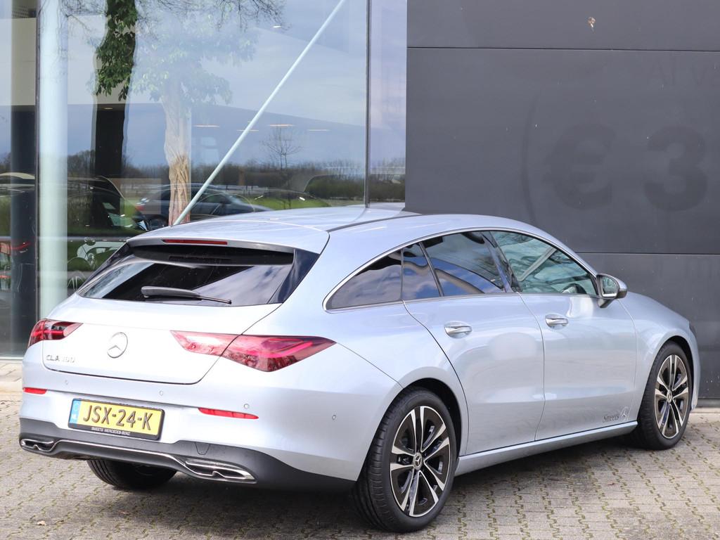Mercedes-Benz CLA-klasse Shooting Brake 180 Star Edition Lux, Auto's, Mercedes-Benz, CLA, 4 cilinders, Origineel Nederlands, Zilver of Grijs