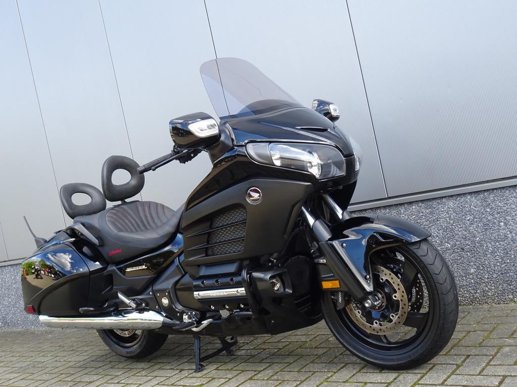 Honda GL 1800 BAGGER F6B (bj 2013) - foto 2