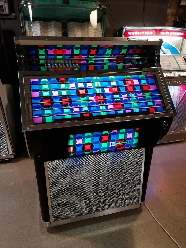 Te koop mooie en goed spelende Seeburg SL100 Carnival, Verzamelen, Automaten | Jukeboxen, Ophalen, Gebruikt, 1950 tot 1960, Seeburg