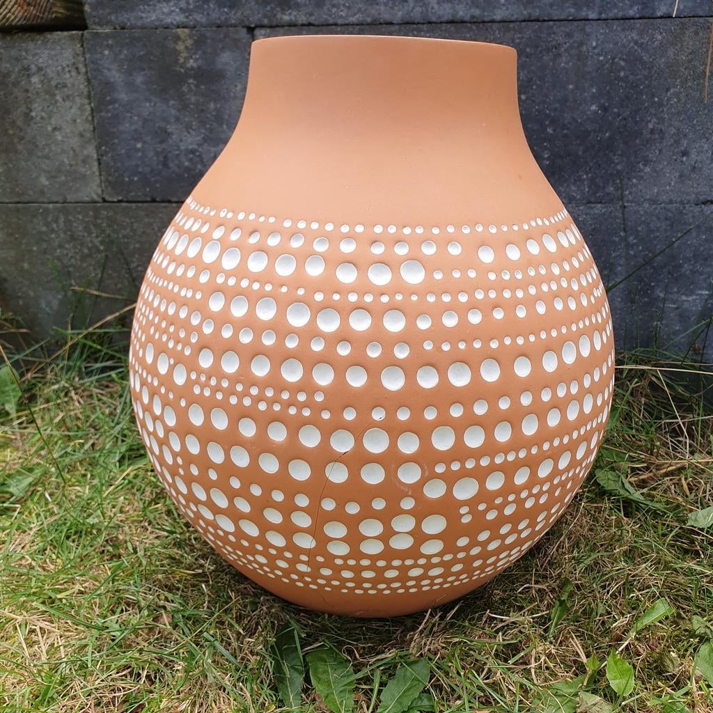 Vaas Ikea Hella Jongerius Terracotta (met breuklijn), Huis en Inrichting, Ophalen, Gebruikt, Overige kleuren, Aardewerk of Porselein