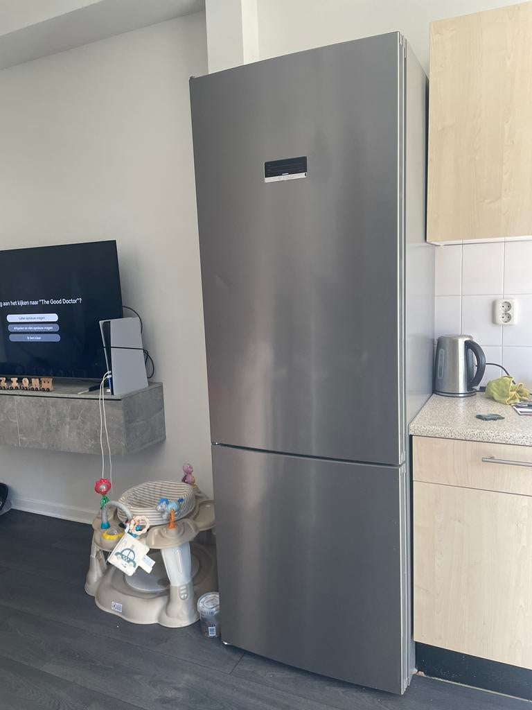 Bosch XL koelkast, Ophalen, 200 liter of meer, 60 cm of meer, Met aparte vriezer