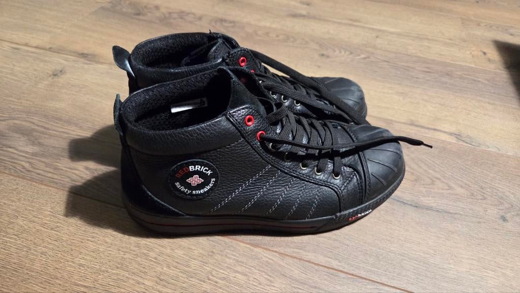 RedBrick Onyx werkschoenen S3 maat:43, Ophalen of Verzenden