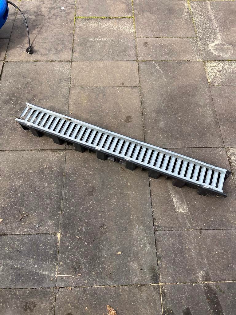 Goot, Ophalen, Gebruikt, Minder dan 2 meter, 80 mm of meer