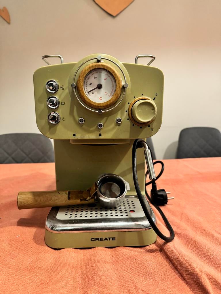 CREATE THERA RETRO MATT koffiemachine - Groen, gebruikt, Gebruikt, Espresso apparaat, 10 kopjes of meer, Gemalen koffie