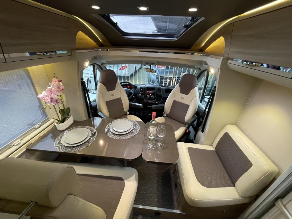 Adria Coral 600 SCT QUEENSBED DAKAIRCO CAMERA, Fiat, 7 tot 8 meter, Bedrijf, Tot en met 3