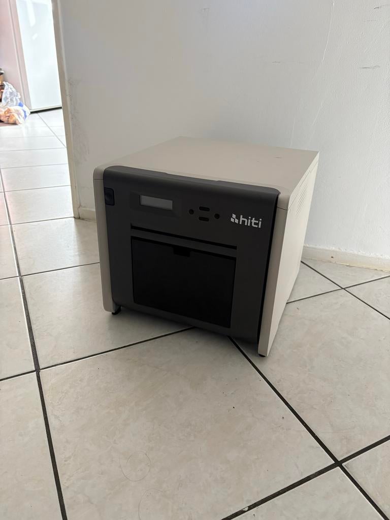 Hiti P525L Fotoprinter - Professionele kwaliteit, Computers en Software, Printers, Ophalen, Gebruikt, Fotoprinter, Kleur printen