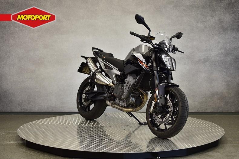 KTM 790 DUKE (bj 2019), KTM Sportmotorcycle GMBH, Bedrijf, Stallhofnerstrasse 3
5230  Mattighofen, AT, Wessel.Peters@ktm.com