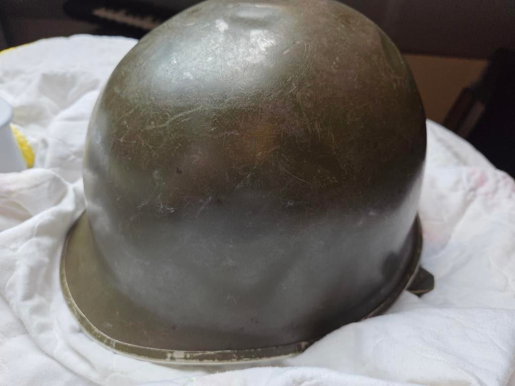 Vintage Legerhelm - Groen, Ophalen of Verzenden, Landmacht, Overige gebieden, Helm of Baret
