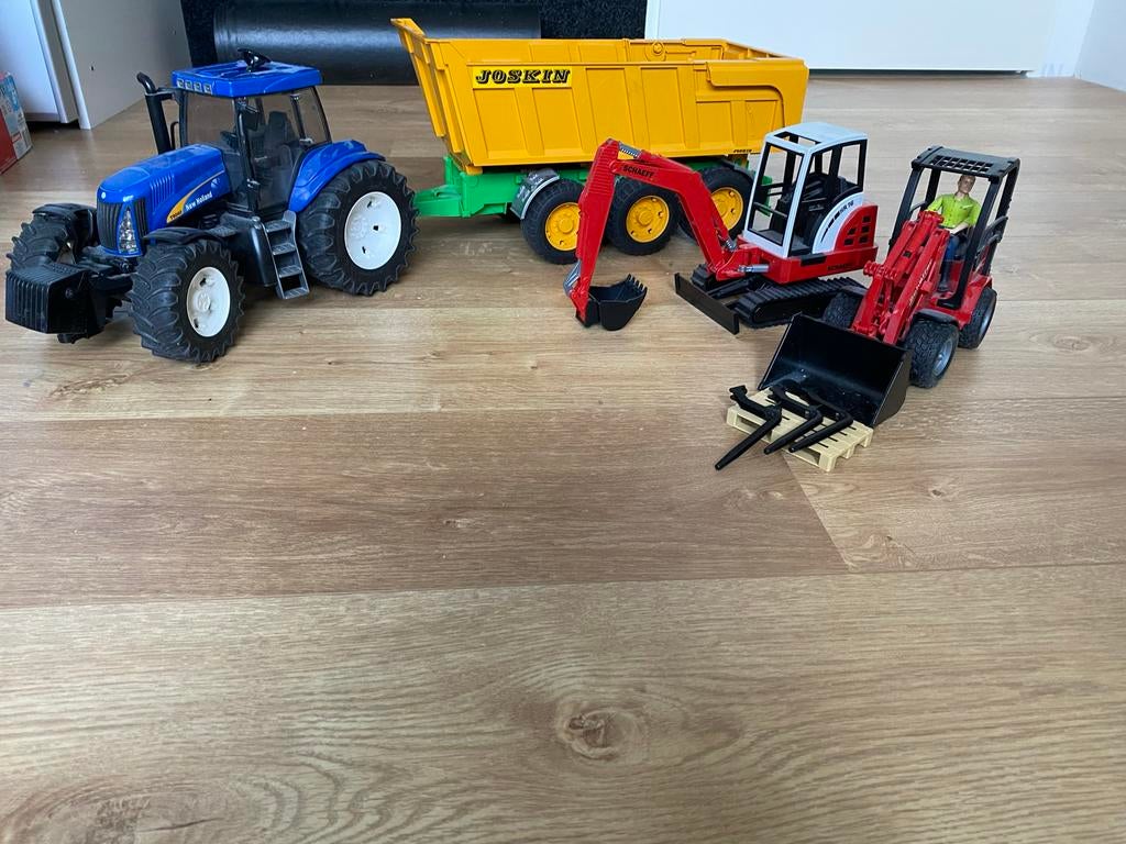 Bruder speelgoed set: tractor, aanhanger, shovel en kraan, Ophalen of Verzenden, Gebruikt