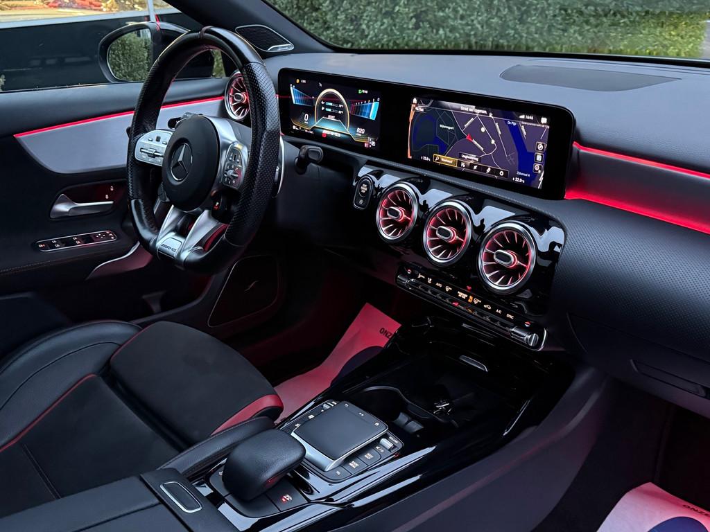 Mercedes-Benz A-klasse AMG 45S 4MATIC+ - AERO PAKKET - PANOR, Auto's, Automaat, Gebruikt, 4 cilinders, USB