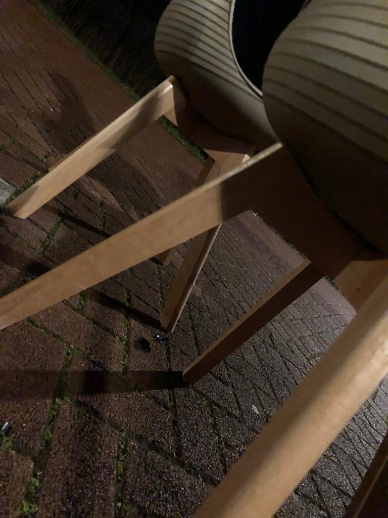Scandinavische design stoelen PU-leer – 3 + 1 gratis (Eames), Ophalen