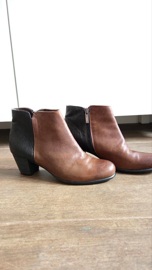 Enkellaarsjes merk Perlato Maat 38 - Bruin met Zwart Detail, Ophalen of Verzenden, Gedragen, Bruin, Lage of Enkellaarzen