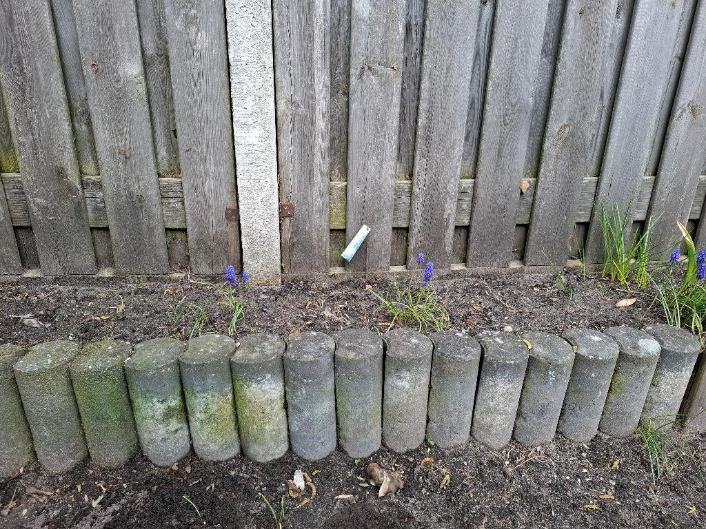 palissade paaltjes voor border, Ophalen, Gebruikt, 25 tot 50 cm, 200 cm of meer