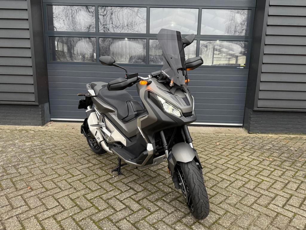 Honda X ADV 750 ABS 2020 boekjes en OH historie Ermax X ADV, 745 cc, Motorrijbewijs A, Particulier, Meer dan 35 kW
