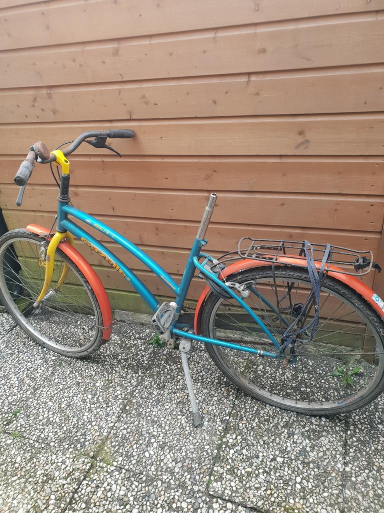 2 fietsen Gratis, Ophalen of Verzenden