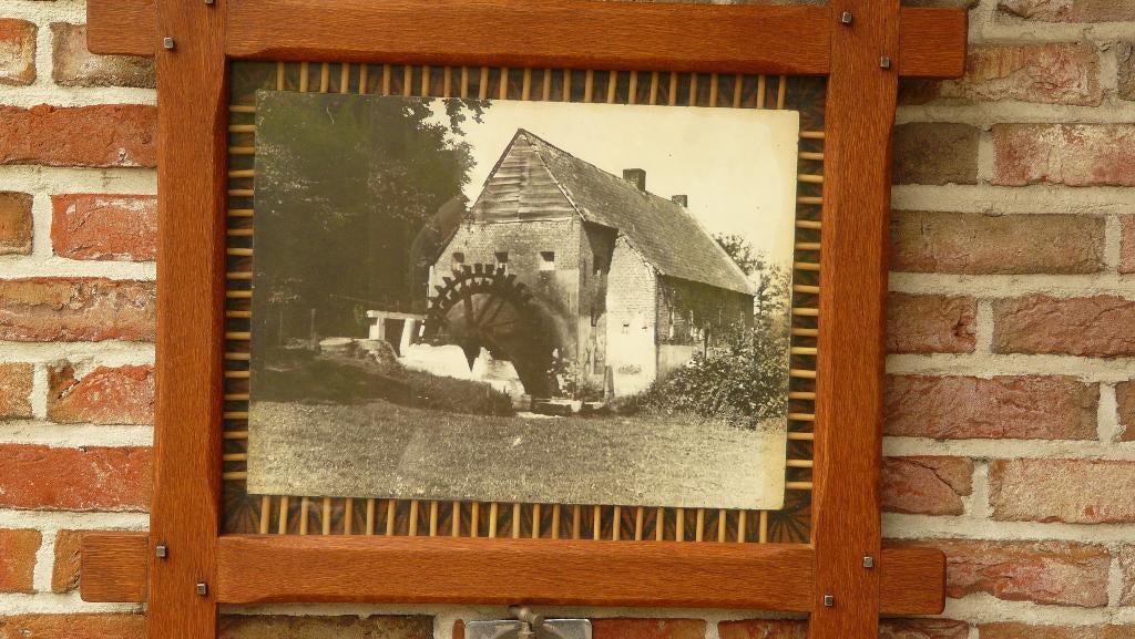Waterradmolen - zwart-witfoto achter glas - circa 1955-1960, Ophalen of Verzenden, 1940 tot 1960, Gebruikt, Overige onderwerpen