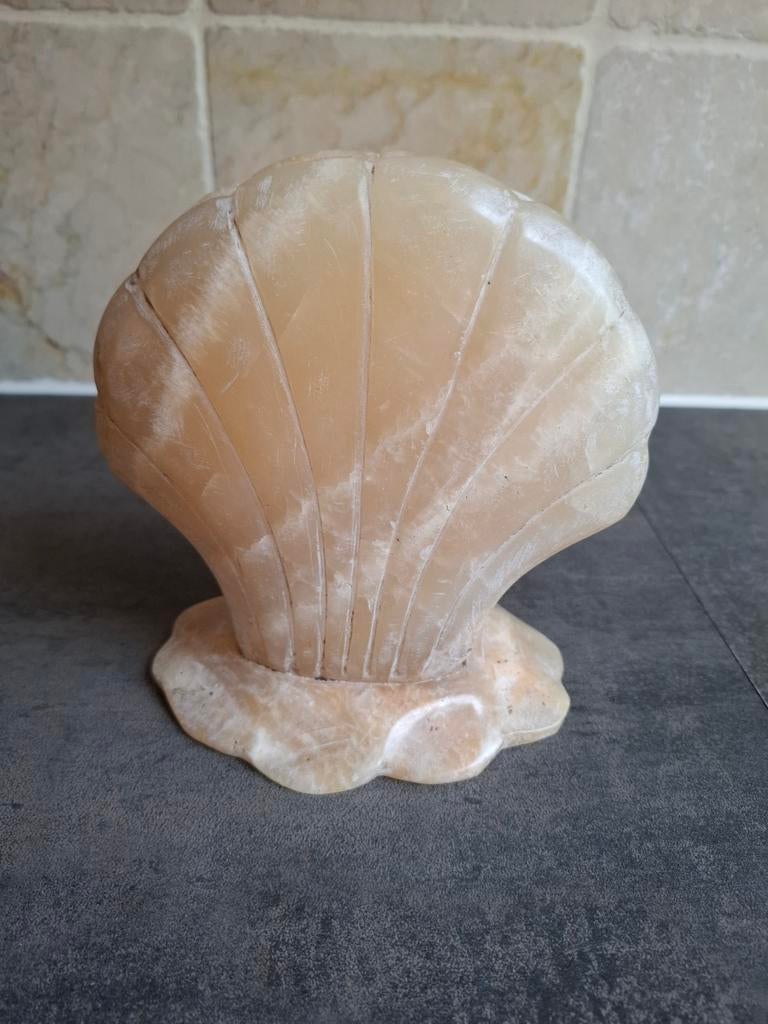 Vintage beige marmeren vaas. Schelpvorm., Overige materialen, Gebruikt, Overige kleuren, Ophalen of Verzenden