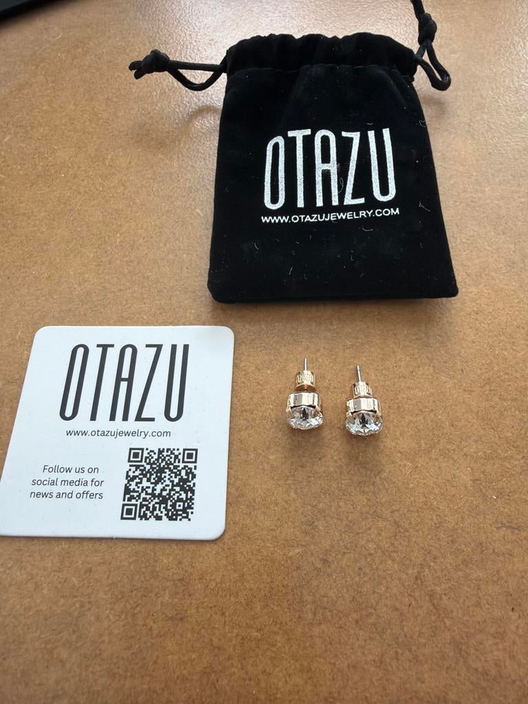 Otazu Oorknopjes met Kristal, Sieraden, Tassen en Uiterlijk, Oorbellen, Met kristal, Overige materialen, Nieuw, Ophalen of Verzenden