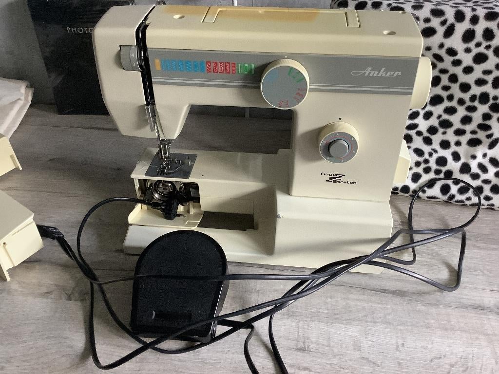 Anker naaimachine, Ophalen, Zo goed als nieuw, Naaimachine, Overige merken