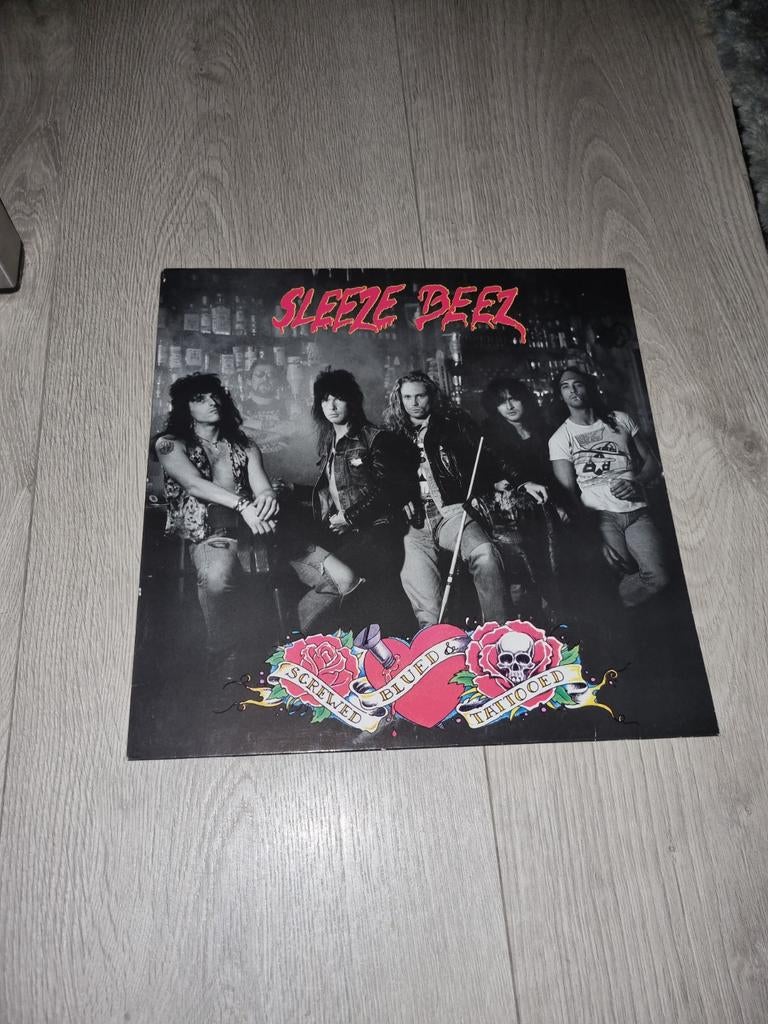 Elpee van Sleeze Beez : Screwed Blued & Tattooed (1989), Ophalen of Verzenden, Gebruikt