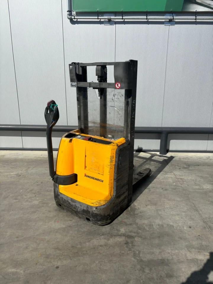 Jungheinrich Stapelaar EJC 112 (bj 2020), Zakelijke goederen, Machines en Bouw | Heftrucks en Intern transport, 1000 tot 2000 kg