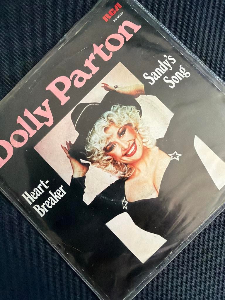 Dolly Parton - Heartbreaker / Sandy's Song single, Gebruikt, 7 inch, Single, Ophalen of Verzenden