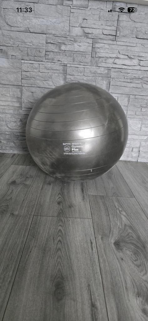 Yoga gym pilatus bal 65cm stevige kwaliteit, Sport en Fitness, Ophalen of Verzenden, Zo goed als nieuw, Overig