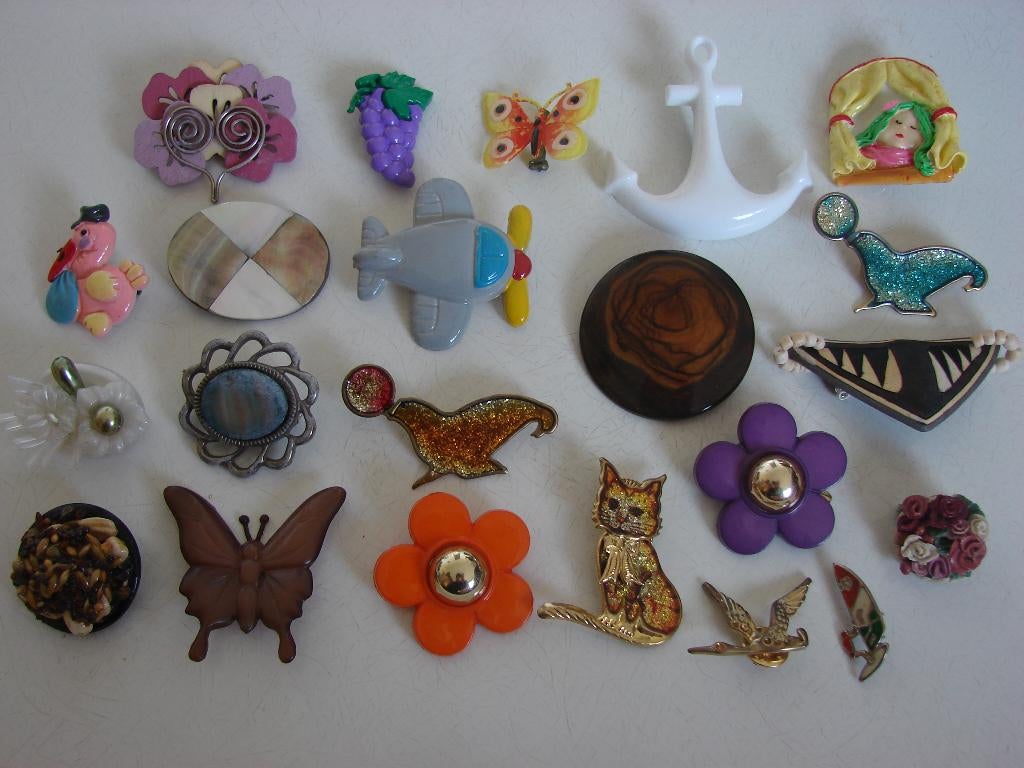Vintage broches per stuk te koop., Ophalen of Verzenden, Zo goed als nieuw, Overige kleuren, Overige materialen