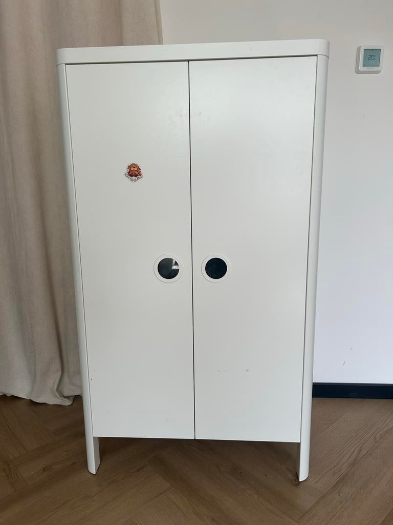 Witte kledingkast - modern design - compact, Huis en Inrichting, Kasten | Kledingkasten, Ophalen, Overige materialen, Gebruikt