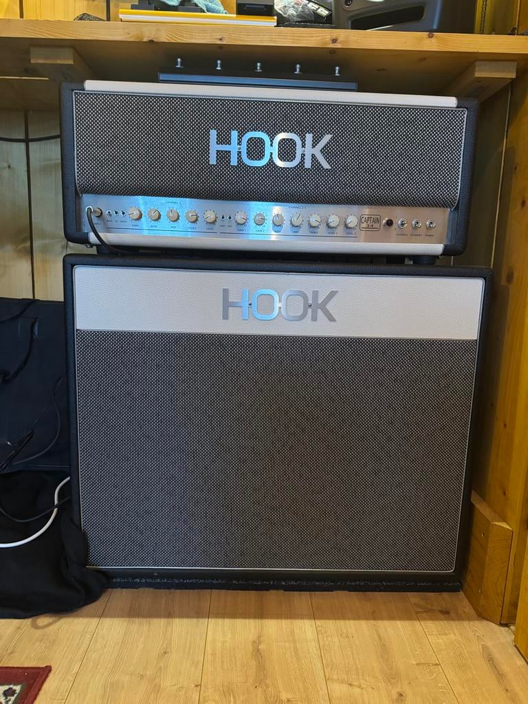 Hook Captain versterker met open cabinet, Ophalen, Gebruikt, Gitaar, 50 tot 100 watt