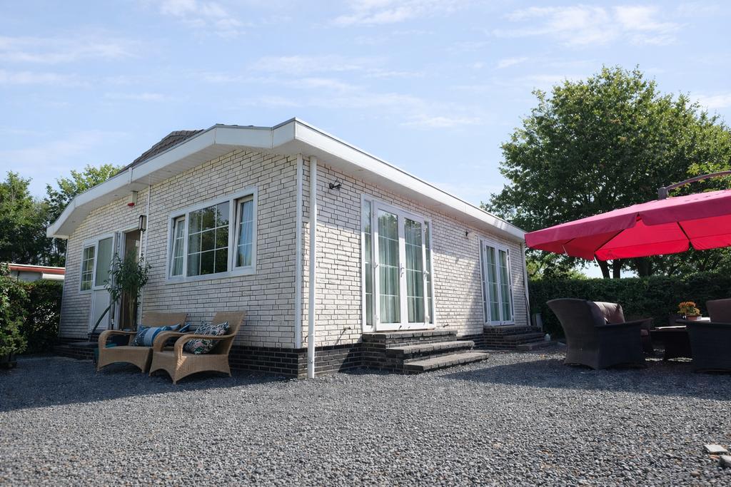 Volledig gerenoveerd dubbel chalet (72m²), bosrijke omgeving, Tot en met 5