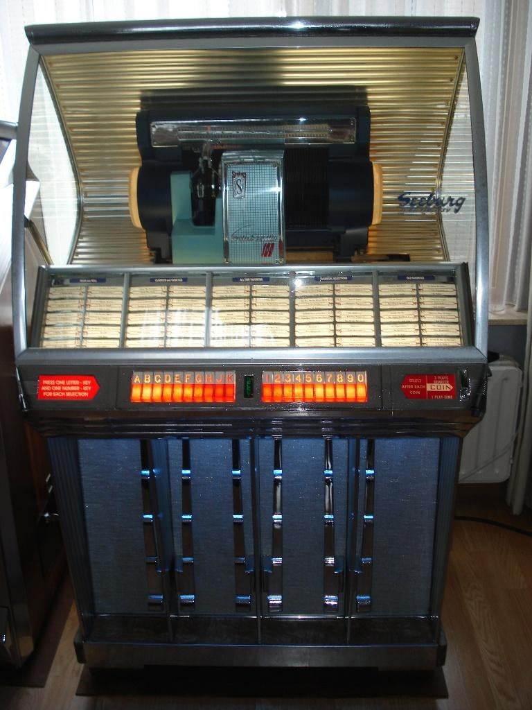 Jukebox Seeburg HF100R uit 1954 compleet inc Singels, 1950 tot 1960, Zo goed als nieuw, Seeburg, Ophalen