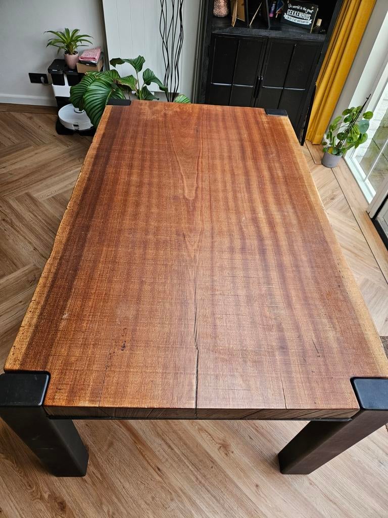 Massief mahonie houten eettafel met industriële poten 160X95, 50 tot 100 cm, 150 tot 200 cm, Vier personen, Industrieel