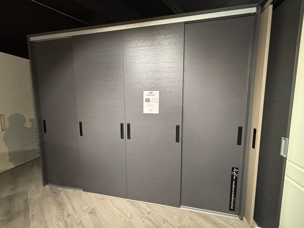 Luxe maatwerkkast met schuifdeuren, Huis en Inrichting, Kasten | Kledingkasten, Zo goed als nieuw, 200 cm of meer, 200 cm of meer