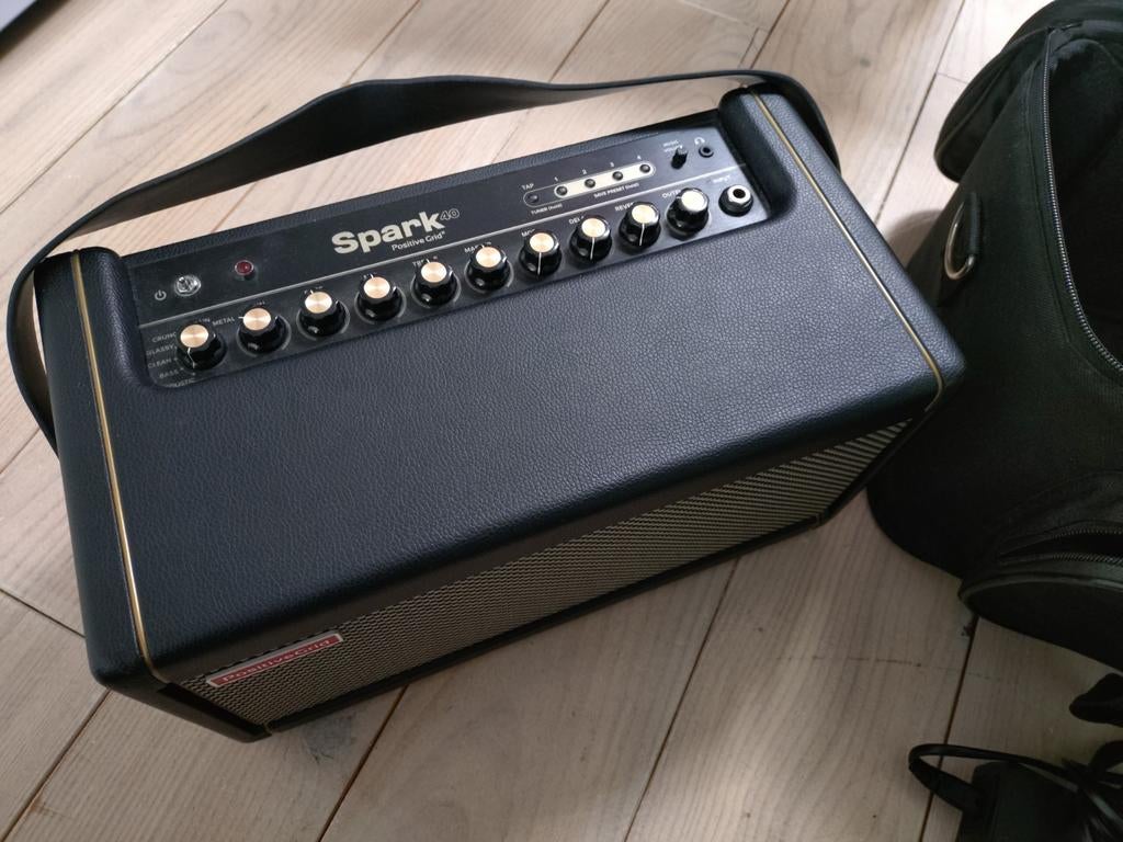 Spark 40 Positive Grid versterker, Ophalen, Zo goed als nieuw, Minder dan 50 watt