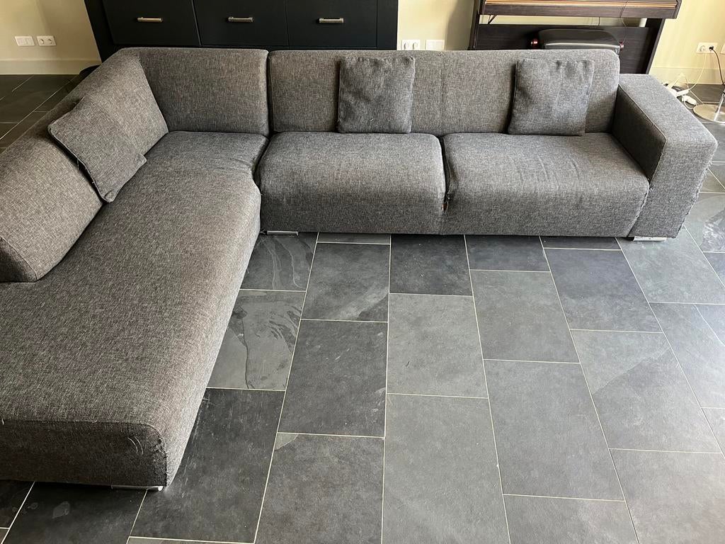 Antraciet grijze hoekbank met chaise longue Montel 310 x 253, Ophalen, Gebruikt, Minder dan 75 cm, 300 cm of meer