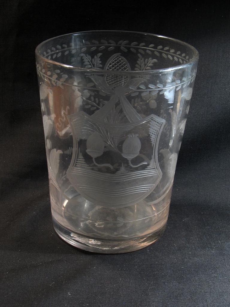 Druivenspoeler, gegraveerd glas, Zeeuws wapen, 1750. 863, Ophalen of Verzenden