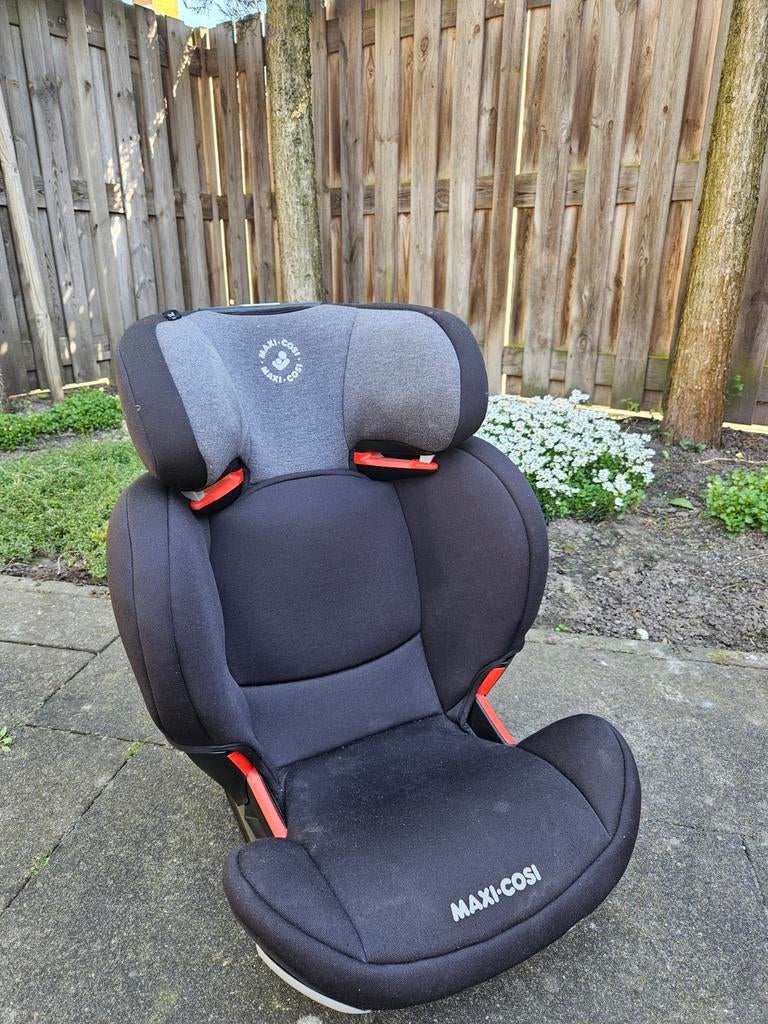 Maxi Cosi RodiFix autostoel - Zo goed als nieuw, Kinderen en Baby's, Autostoeltjes, 15 t/m 36 kg, Verstelbare rugleuning, Ophalen of Verzenden