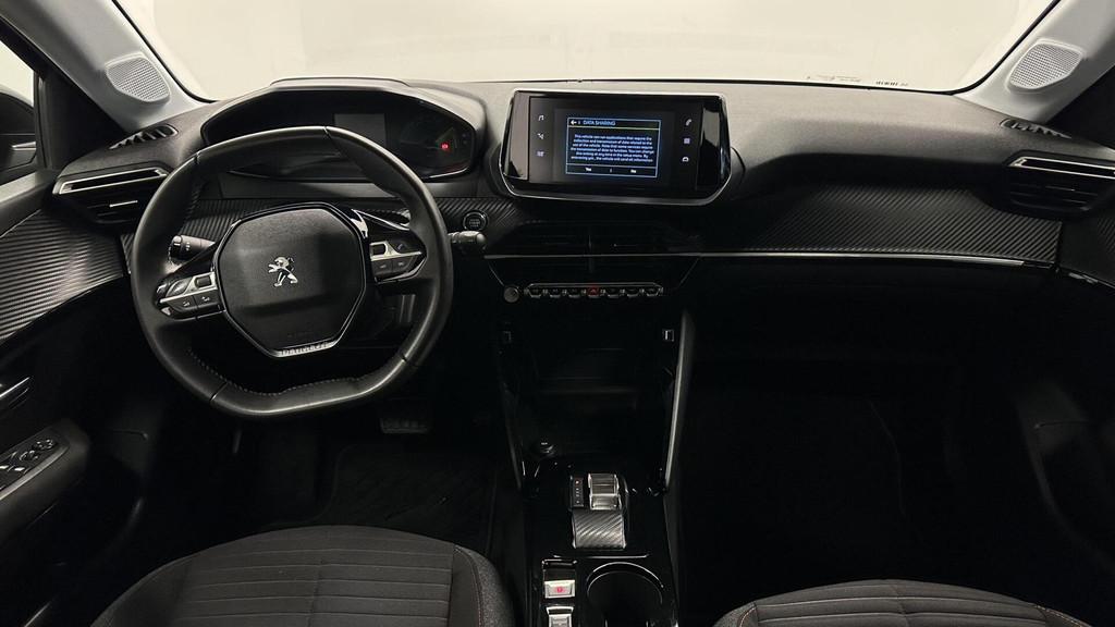 Peugeot e-208 EV Active Pack 50 kWh 3 FASE 102% SOH CARPLAY, Gebruikt, Zwart, Met garantie (alle), Zwart