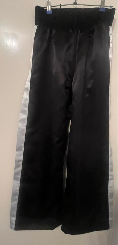 Twins Special Boksbroekje +zwarte sportbroek, Sport en Fitness, Boksen, Zo goed als nieuw, Bokskleding, Ophalen