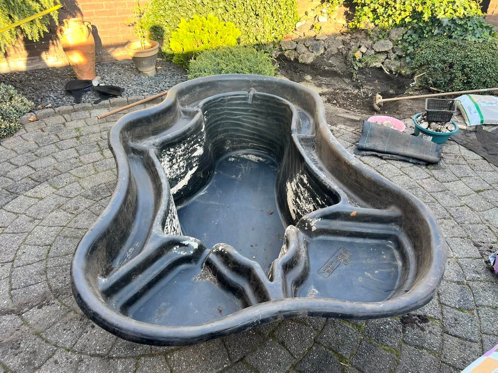 Ubbink voorgevormde vijverbak (200 x 100 cm), Ophalen, Gebruikt