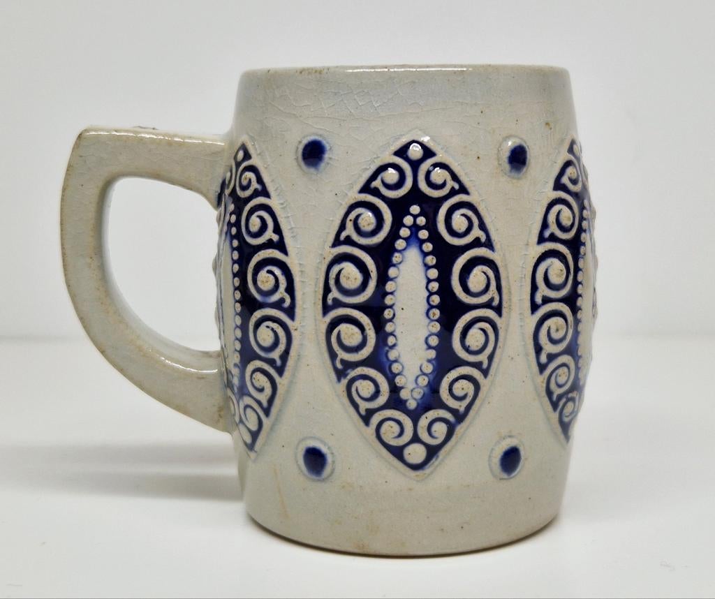 Reinhold Merkelbach aardewerk bekertje, Duitsland 1910., Ophalen of Verzenden