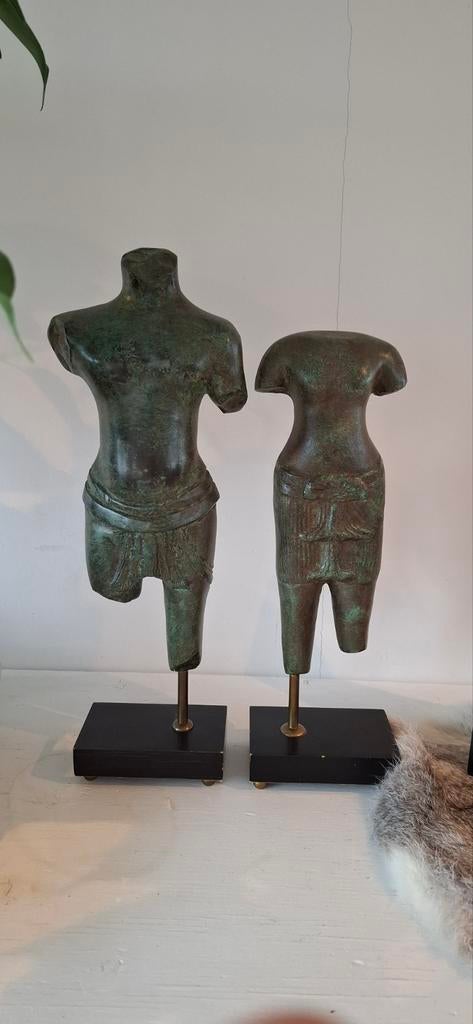Bronzen griekse torso's man 43cm en vrouw  38cm, Ophalen of Verzenden
