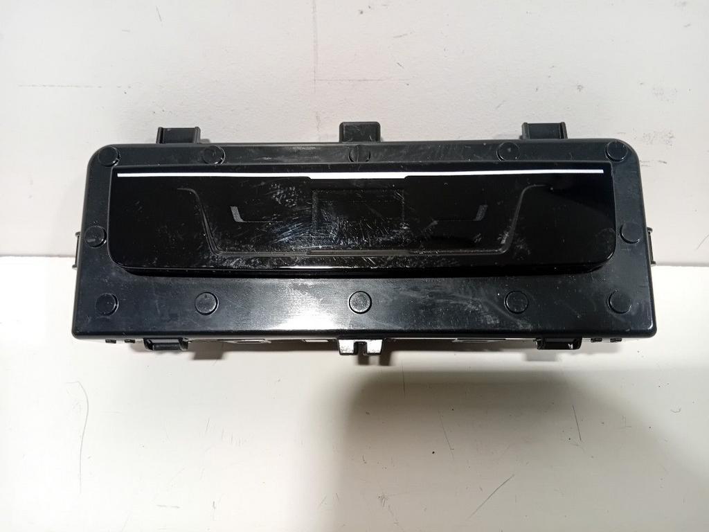 Bedieningspaneel kachel Volkswagen Golf, Auto-onderdelen, Onderdelen@venauto.nl, Van der Ven Autorecycling B.V., Gebruikt, Ettenseweg 76, 4706 PB Roosendaal, The Netherlands