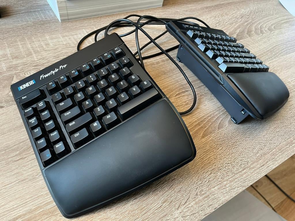 Kinesis Freestyle Pro Split Keyboard met VIP3 Pro Premium, Computers en Software, Toetsenborden, Kinesis, Ophalen of Verzenden