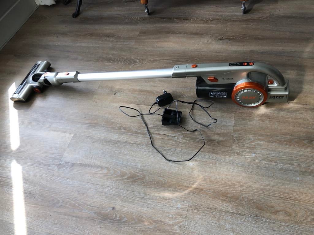 GRATIS Turbotronic VS777 Draadloze Stofzuiger 22.2V, Gebruikt, Stofzuiger, Ophalen of Verzenden, Minder dan 1200 watt
