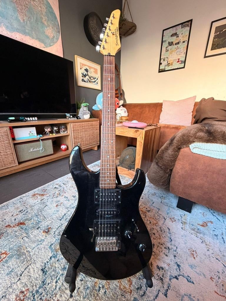 Yamaha Electrische Gitaar + Fender 10W versterker, Muziek en Instrumenten, Snaarinstrumenten | Gitaren | Elektrisch, Gebruikt