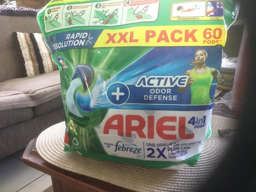 Ariel, Ophalen of Verzenden