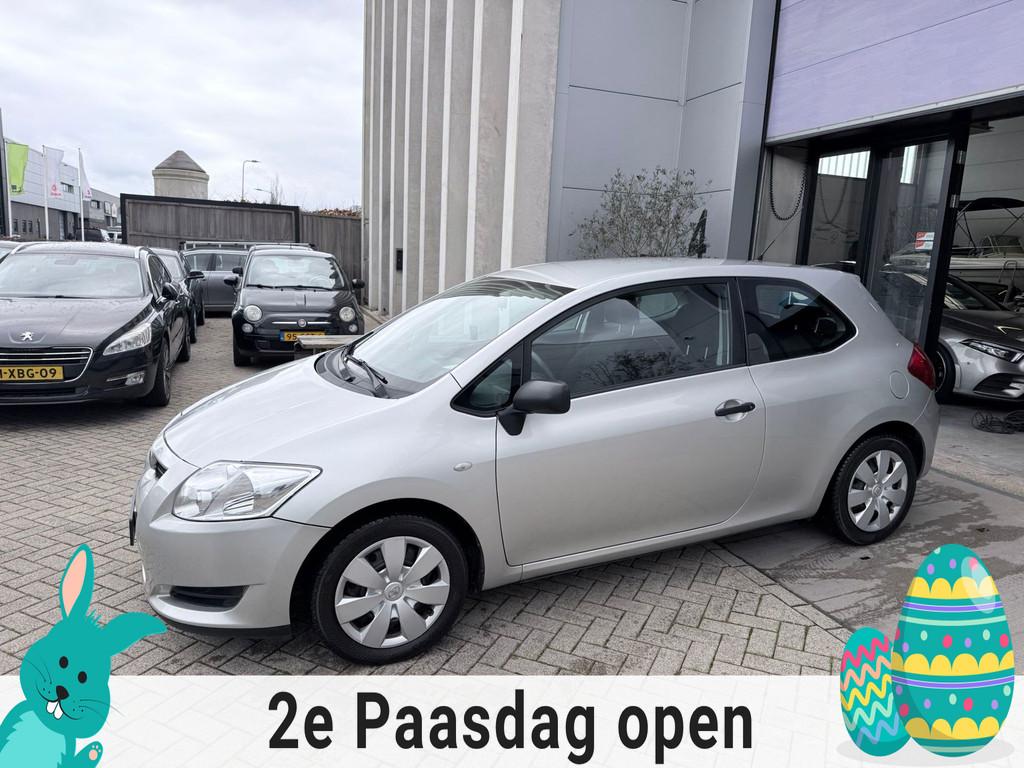 Toyota Auris 1.6-16V Terra NIEUWE APK! AIRCO! INRUIL MOGELIJ, Voorwielaandrijving, Gebruikt, Zwart, 4 cilinders