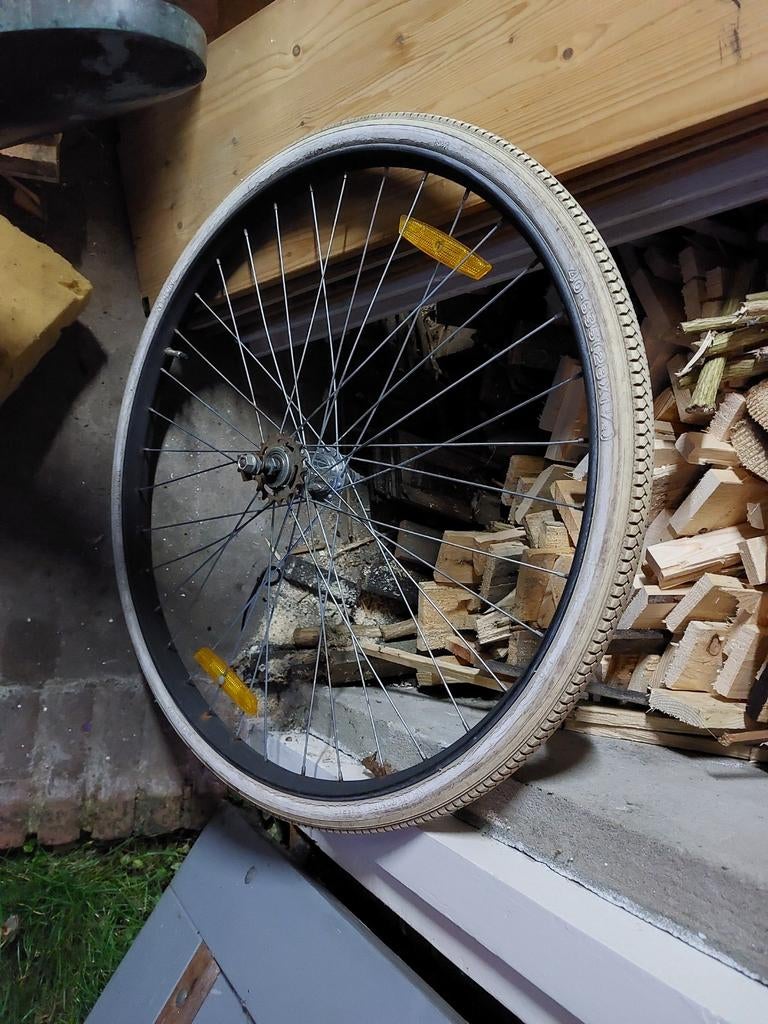 Achterwiel omafiets 28x1½ terugtraprem compleet, Ophalen of Verzenden, Gebruikt, Wiel, Staal